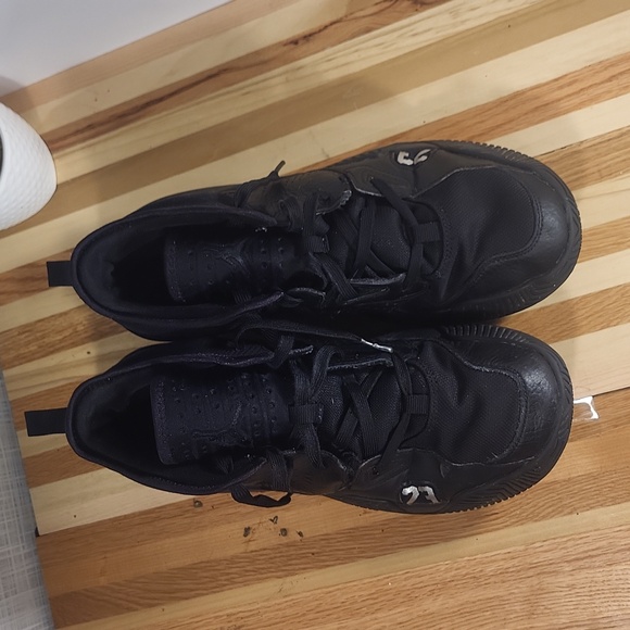 Jordan Stay Loyal 2, Black Metallic, Basketball Shoes - Picture 6 of 6